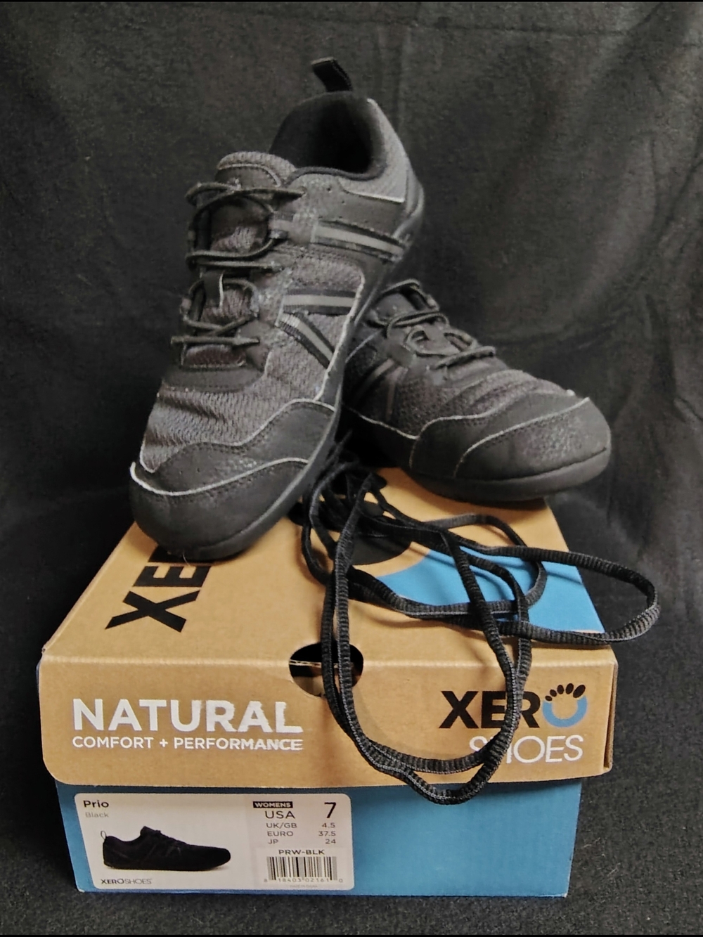 Xero Prio Women's Minimalist Athletic Shoes - Black Size 7